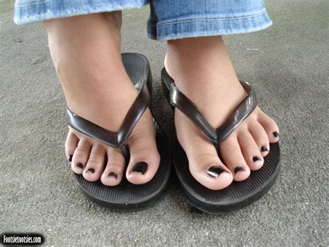 Zeefeets Female Feet Pictures And Videos Flip Flopsheels