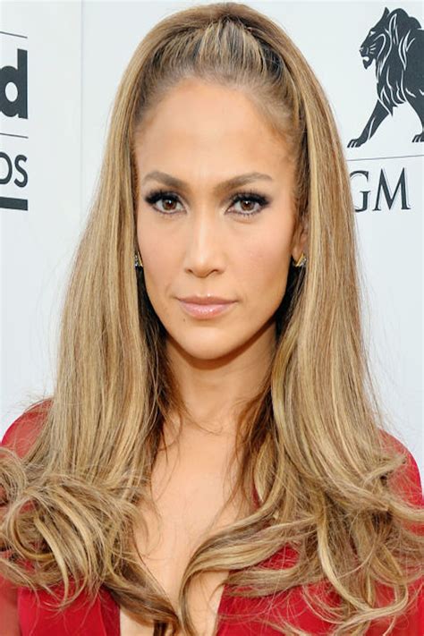 With Her Signature Honey Locks J Lo Proves That Women With Darker