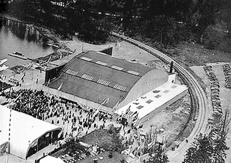 Bromma flygplats updated their website address. Hammarby IF:s historia