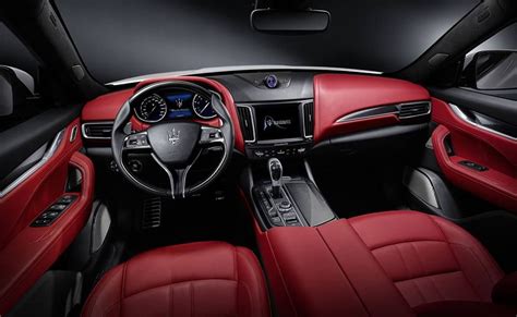 Maseratilevante Innenausstattung Rot Maserati Sportwagen Autos Und