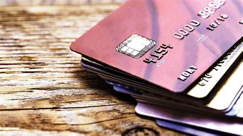 Pan card offices in mumbai: Mumbai: Family uses firm's account to pay credit card bills, booked