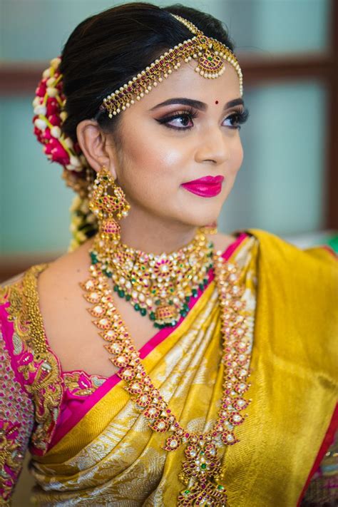 Indian Bridal Makeup Looks In Saree