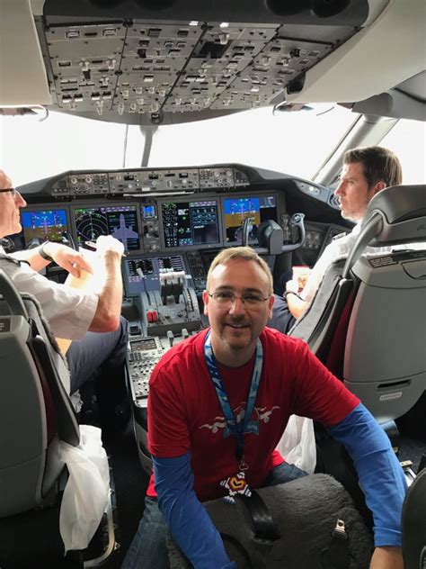 My Experience Riding In The Cockpit Of A Boeing 787 Dreamliner During Take Off Pizza In Motion