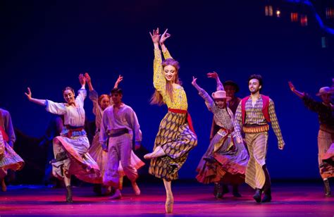 Review A Dazzingly Danced Like Water For Chocolate Proves Story