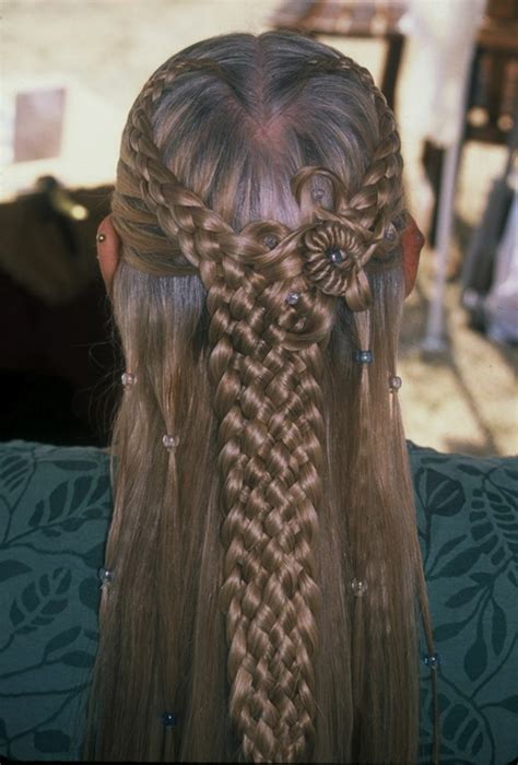 1001 Ideas For Stunning Medieval And Renaissance Hairstyles