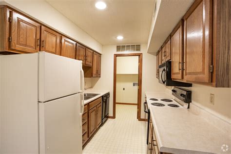 Searching for an apartment for rent in columbia, mo? Broadway Village Apartments For Rent in Columbia, MO ...