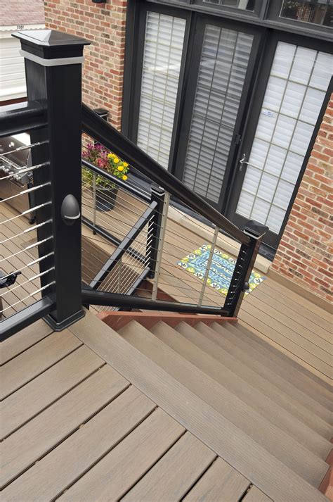 Chicago Rooftop Deck With Timbertech Radiancerail In Black With Cable