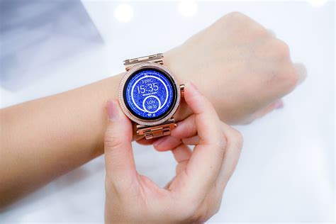 7 Super High Tech Watches Thatll Surprise You