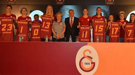 galatasaray kadın basketbol takımı nın yeni transferleri basına tanıtıldı spor haberleri