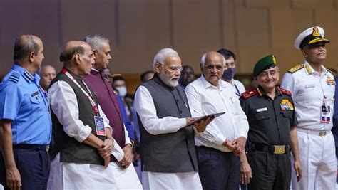 Pm Modi Inaugurates Defence Expo 2022 Says New Airbase Near India