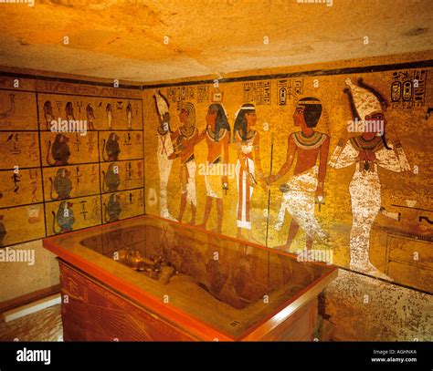 Tutankhamon Tomb Hi Res Stock Photography And Images Alamy