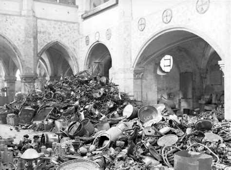 75 Jahre Kriegsende In Regensburg Kunstsammlungen Bistum Regensburg