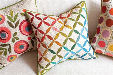 Learn To Sew Pillows With Applique