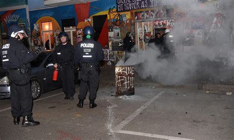 Gewalt Gegen Polizisten Nimmt Weiter Zu Bz Die Stimme Berlins