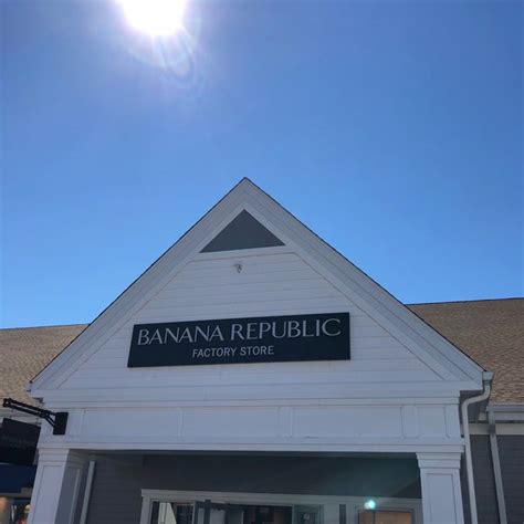 Banana Republic Factory Store Now Closed Clothing Store