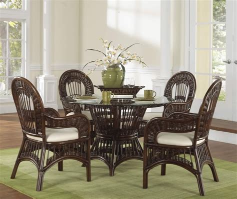 Check out our white wicker chairs selection for the very best in unique or custom, handmade pieces from our chairs & ottomans shops. Pin by LaShawne Hansen on be seated | Indoor wicker chairs ...