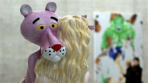Jeff Koons‘ Pink Panther Für Millionen Versteigert Stars