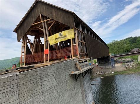 Photos Upstate Ny Covered Bridge Longest In The World Makes Comeback