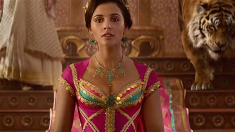 Who Plays Jasmine In Aladdin Naomi Scott Is In A Whole New World