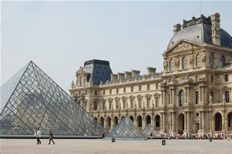 Het Louvre Museum In Parijs Bezoeken Tips Info And Tickets