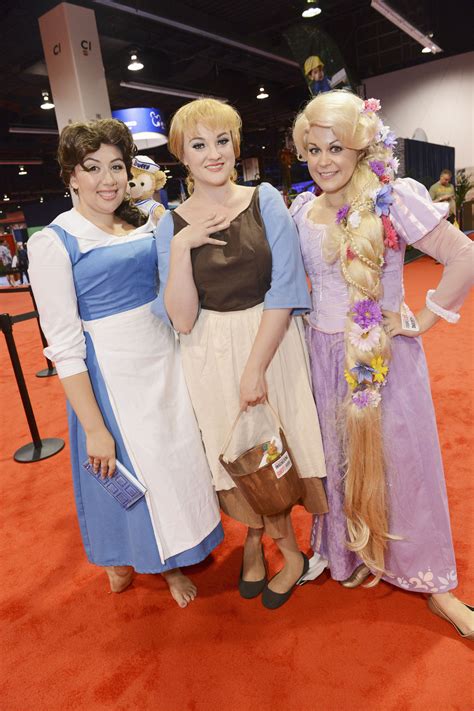 2013 D23 Expo Disney Princess Cosplay Disneyexaminer