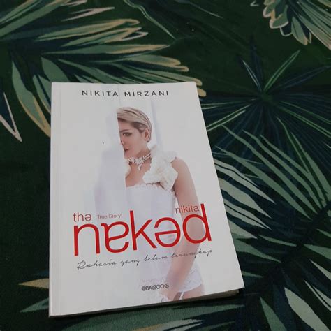 Nikita Mirzani Luncurkan Buku Naked Atau Nekad Youtube My Xxx Hot Girl