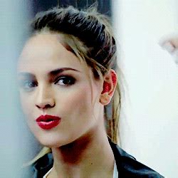Avneet is only 19 years old, but its appearance in industry is like a well established actress. Eiza Gonzalez Gif , Eiza Gonzalez | Eiza gonzalez ...