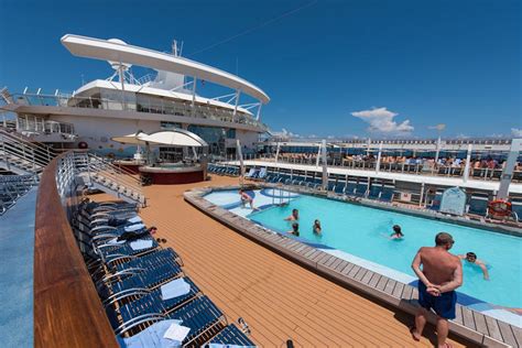 Main Pool On Royal Caribbean Oasis Of The Seas Cruise Ship Cruise Critic