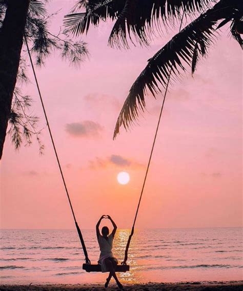 Best Sunset Beach Bali Photos