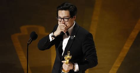 Ke Huy Quan Leaves Oscars Viewers In Floods Of Tears With Must See Winners Speech Ok Magazine