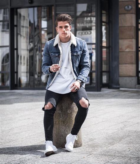 Https://techalive.net/outfit/mens Sherpa Denim Jacket Outfit