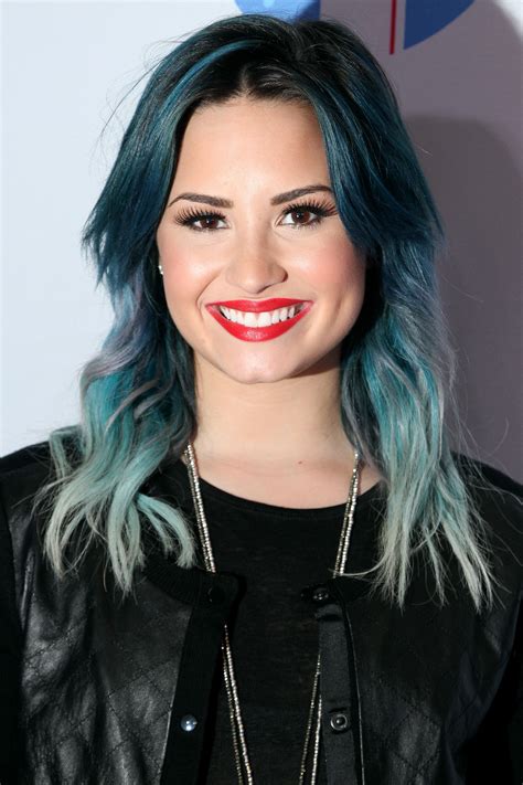 Preeeeeetty Our Favorite Celebs With Rainbow Hair Demi Lovato Hair