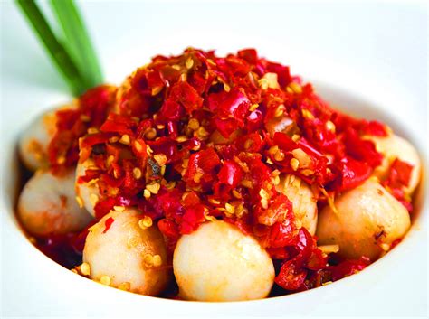 Enjoy The Hot And Spicy Food In China