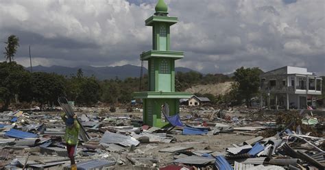 Indonesia Earthquake Today : At Least 91 Killed And Hundreds Injured After An  - An 