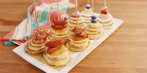 These Mini Pancake Stacks Are A Pyramid of Cute — Delish | Pancake stack, Mini pancakes, Easy ...