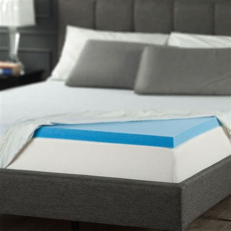 As you probably already know after already visiting the huge retail giant, walmart offers a ton of different products meant to be priced affordably. Zinus 2" Gel Memory Foam Mattress Topper | Walmart Canada