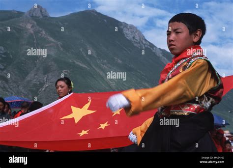 Caption Yushu Sichuan China Aug 2002 A Young Ethnic Tibetan Boy