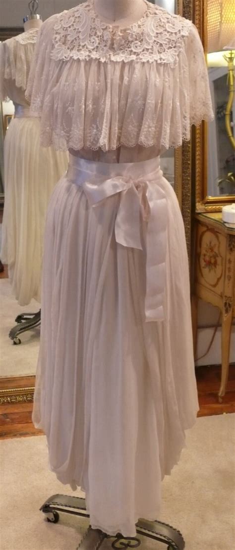 Items Similar To White Loose Flowing Skirt On Etsy