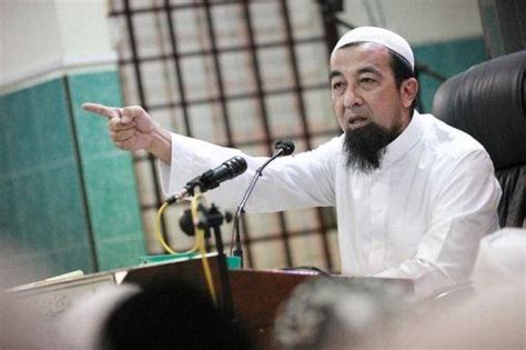 Masjid sultan salahuddin abdul aziz shah. matahati: (26 Soalan) Ustaz Azhar Idrus Di Masjid Shah ...