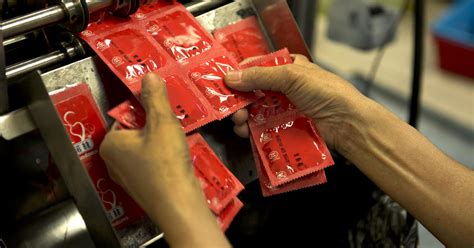 Porn Sites Block Californians To Protest Proposed Condom Law Cbs San Francisco