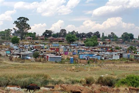 Krottenwijk In Soweto Redactionele Fotografie Image Of Afrika 150348237