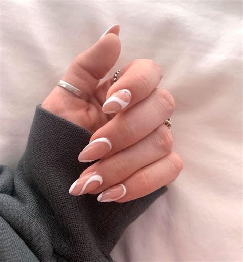Fashionable Almond Nails For Ideasdonuts