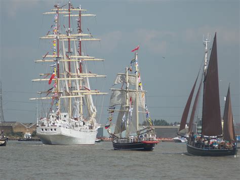 Jewels Tours | Tall Ships at Greenwich
