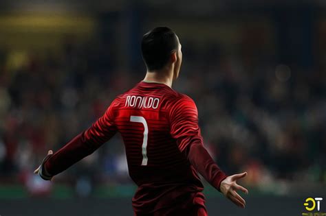 Cristiano Ronaldo Portugal Hd Wallpaper Wallpaper Flare