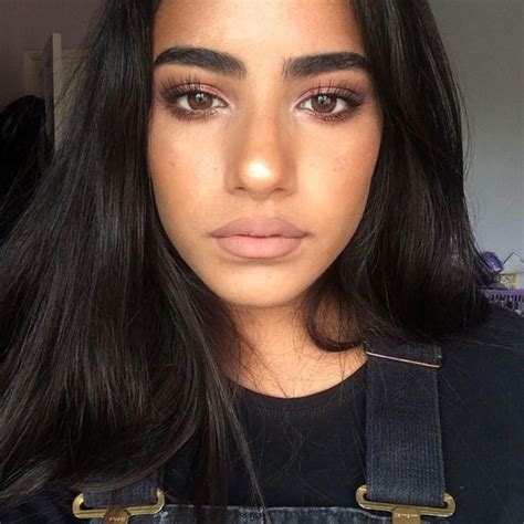 In these cases, you should use a black brow try to avoid using reddish or warm tones for your brows even if you have warm blonde or brown hair. Anyone else like thick eyebrows on girls? - GirlsAskGuys