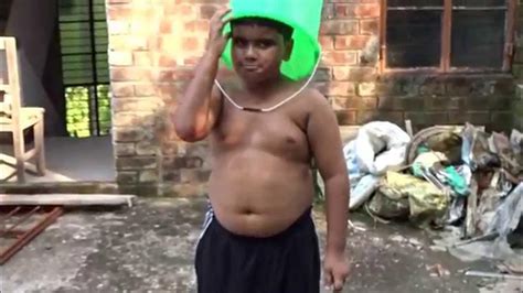 Funny Flabby Chubby Boy Water Bucket Dancing Talking Challenge Hd Youtube