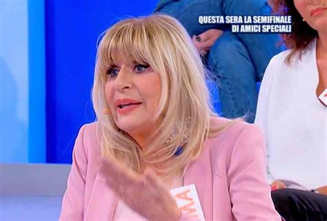 Come fa gemma galgani ad essere sempre in perfetta forma? Gemma Galgani bersaglio facile | rivolta ex cavalieri a ...