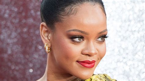 The £1 Item That Rihanna Uses To Keep Her Brows Looking On Point Hello