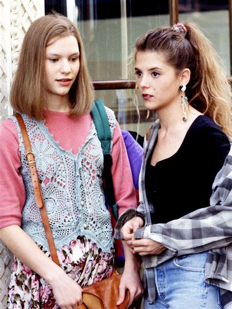 The Groundbreaking ‘90s Fashion Moments That Shape Our Style Today