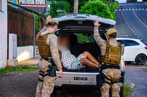 Venezuelano Preso Ap S Agredir Esposa E Cunhada E Amea Ar Policiais Em Smoeste Wh Sistema